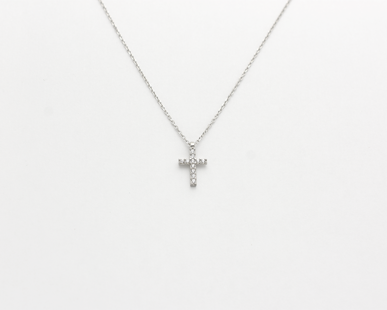 Minimal Cross Necklace
