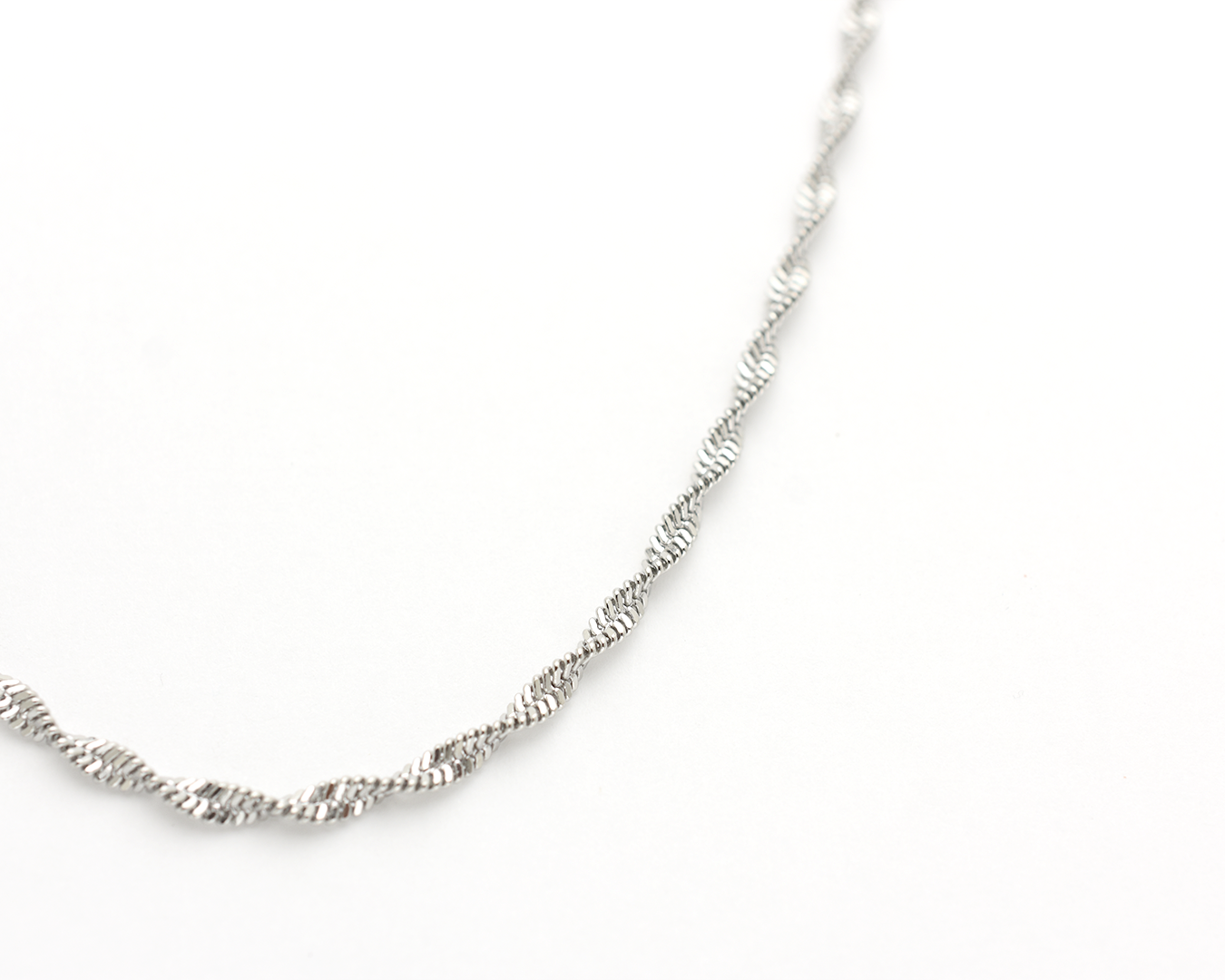 Twist Chain Necklace