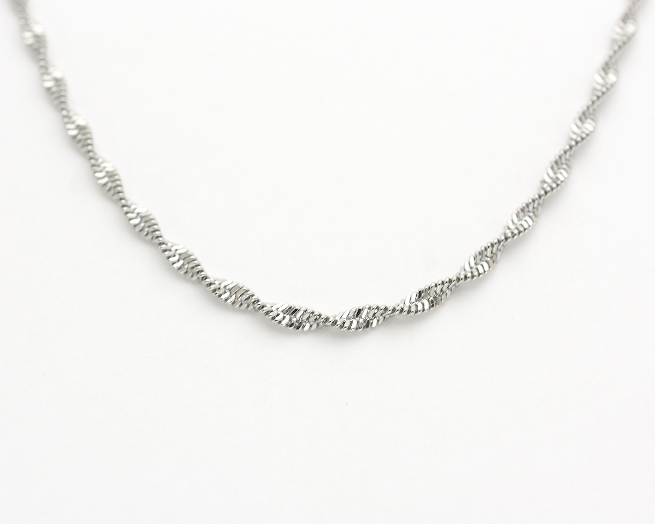 Twist Chain Necklace