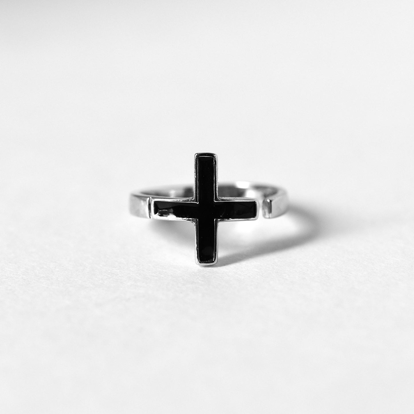 enamel cross ring