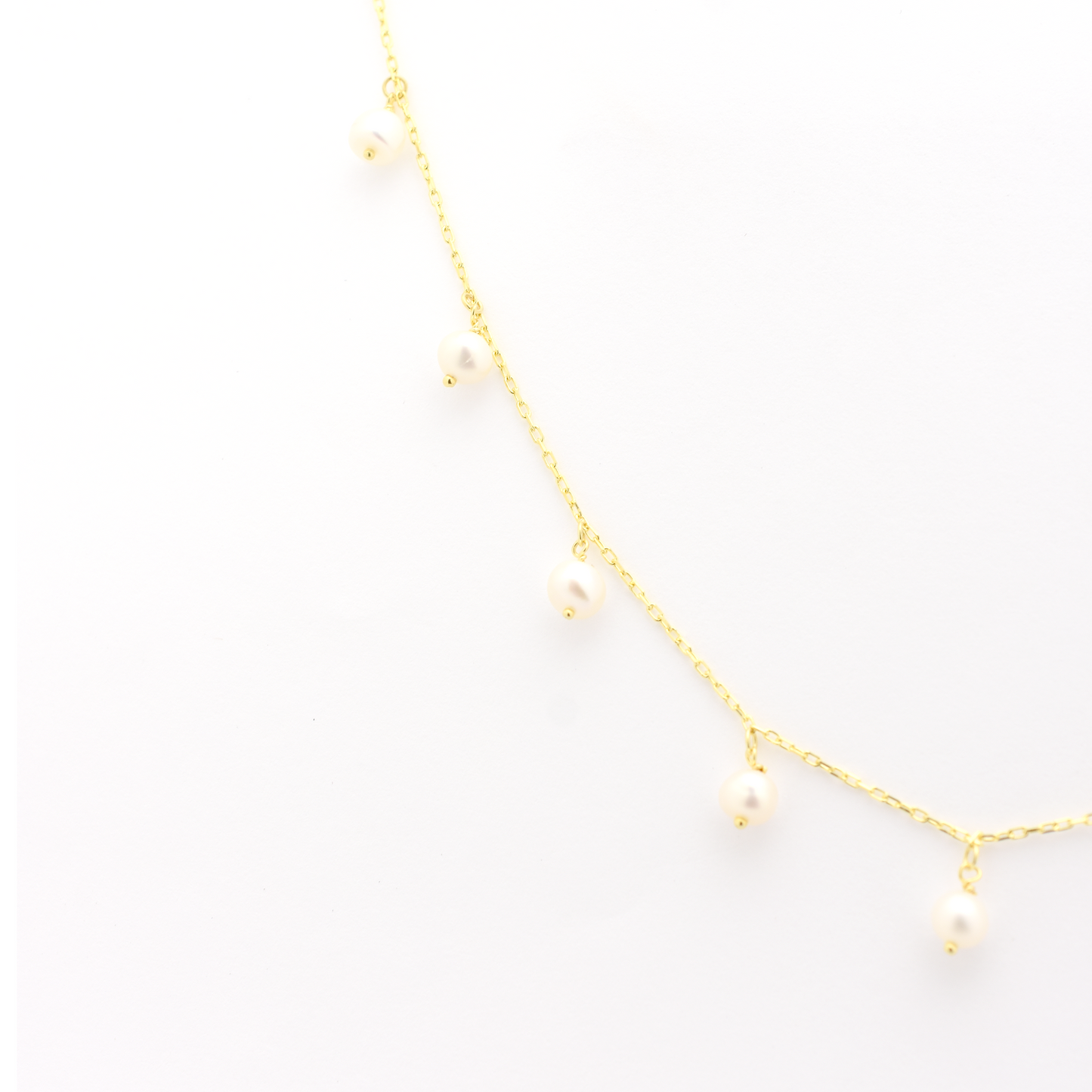 Dangly Pearl Necklace