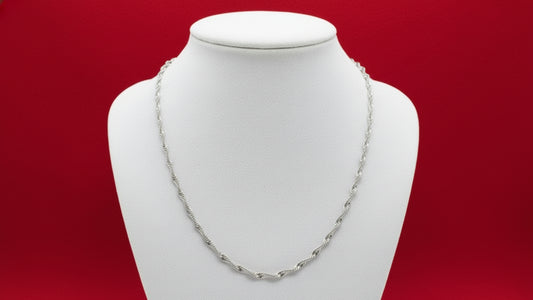 Twist Chain Necklace