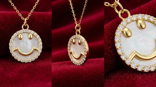Smiley Face Necklace - Mother of Pearl
