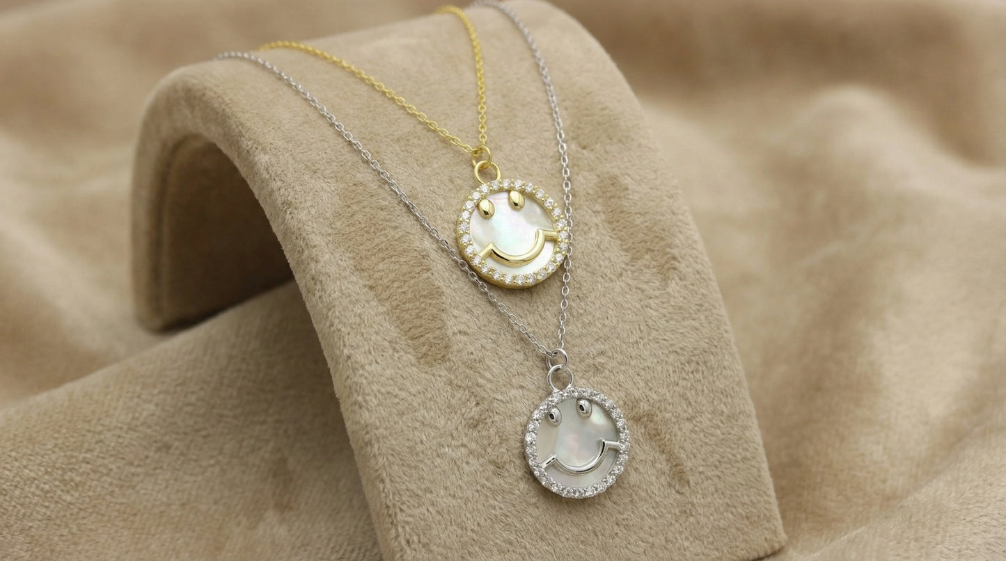 Smiley Face Necklace - Mother of Pearl