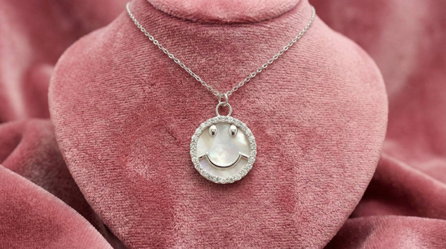 Smiley Face Necklace - Mother of Pearl
