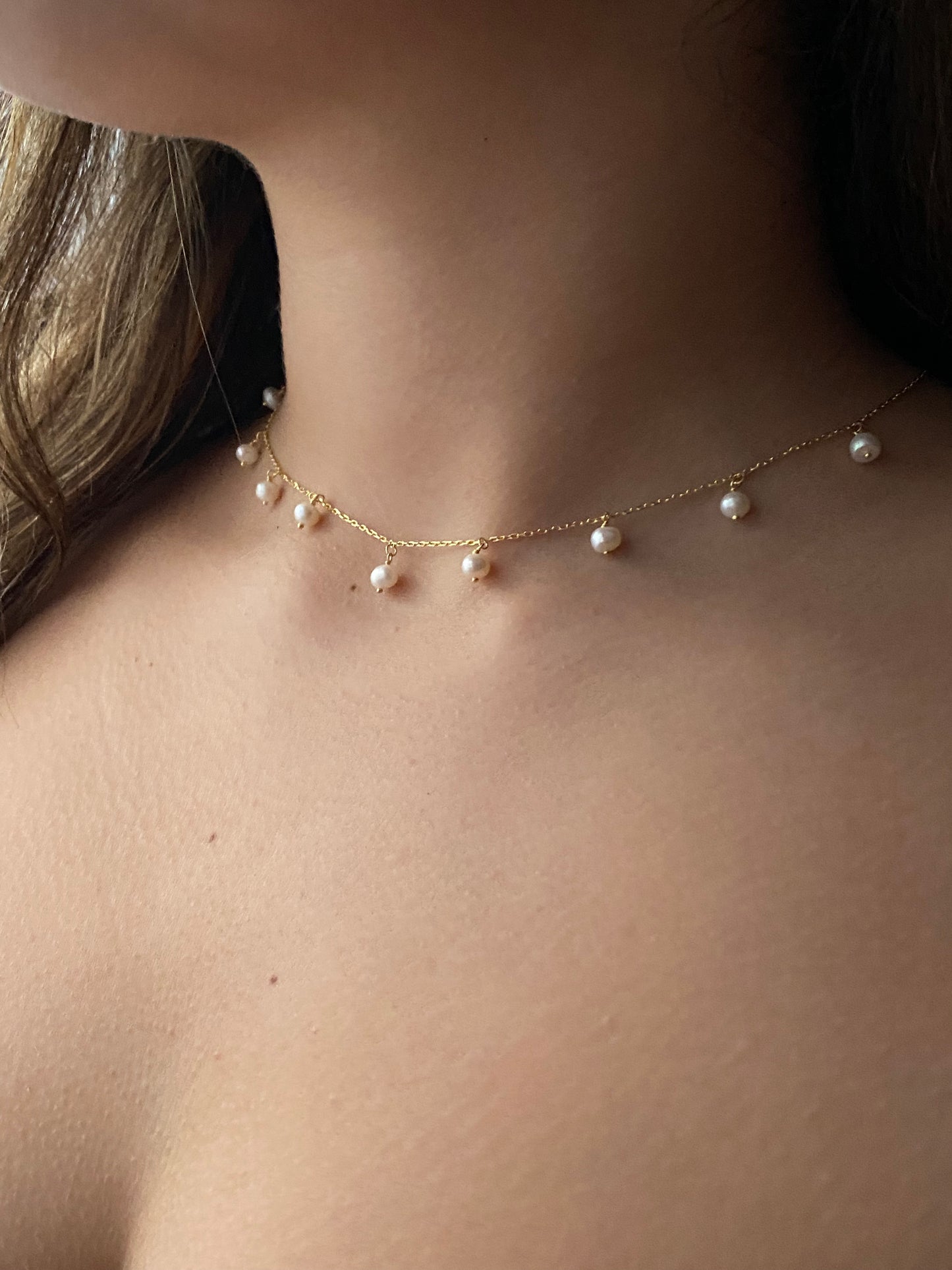 Dangly Pearl Necklace