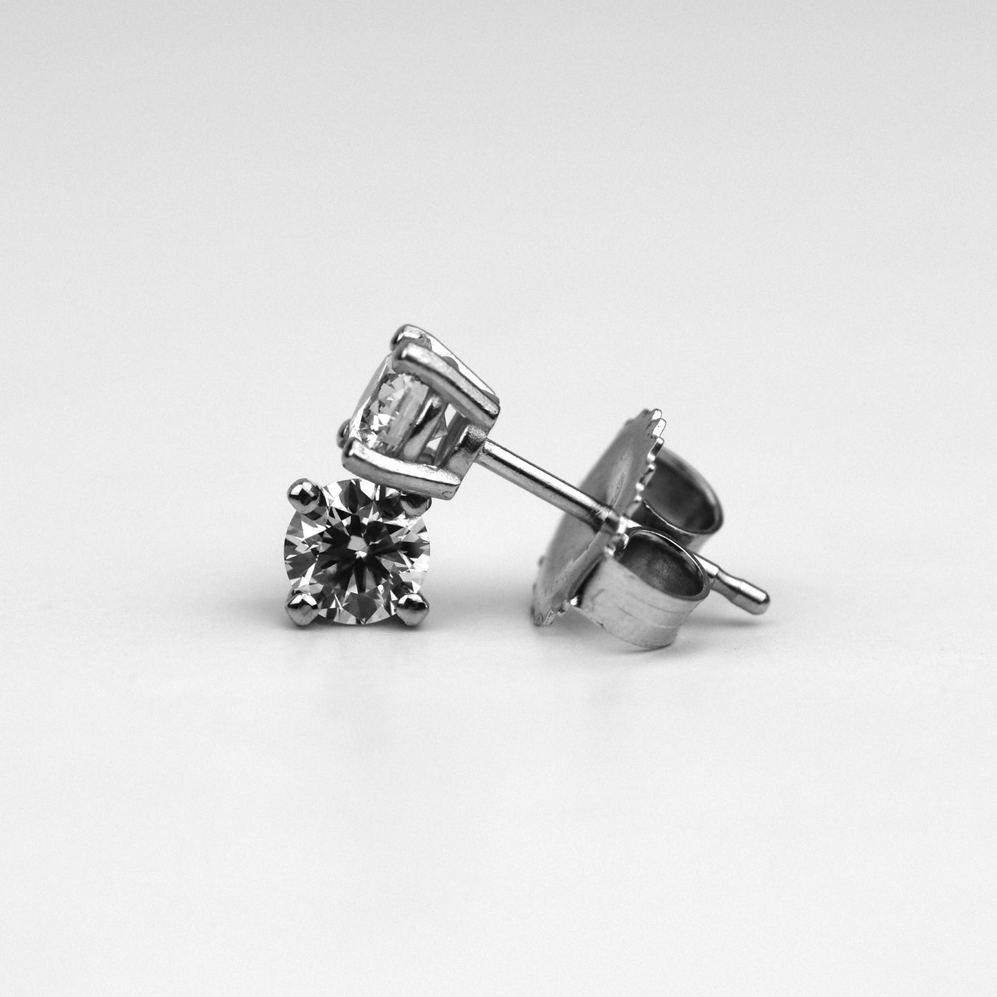 lab grown diamond earrings